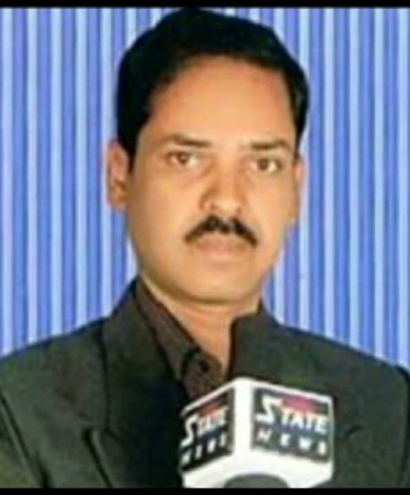 Ravindra Shrivastav Journalist