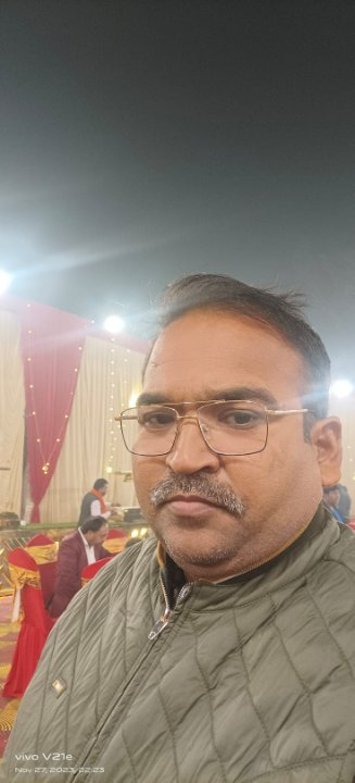 Adv.anuj Srivastava