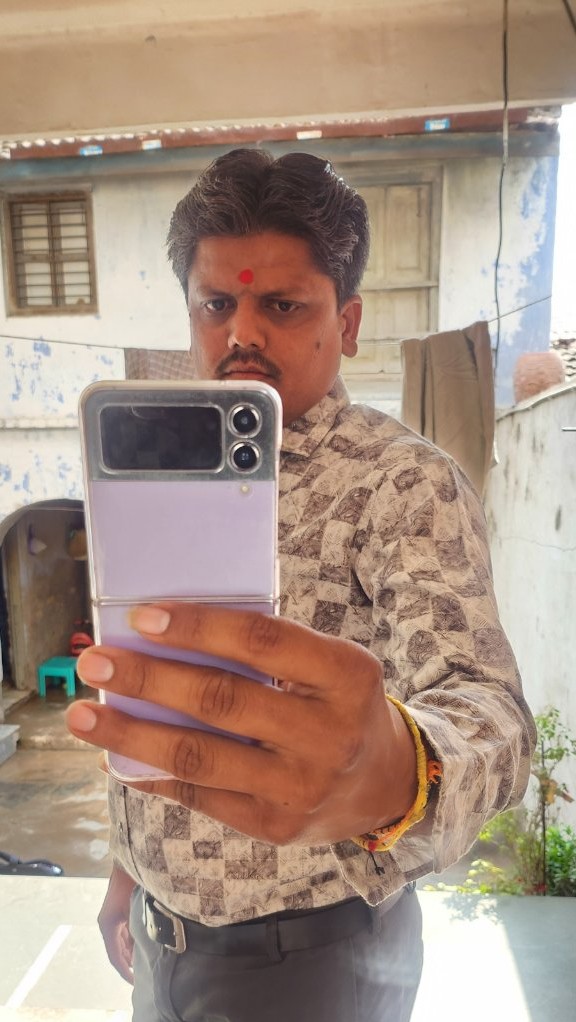 ચૌહાણ વિપુલ એલ.