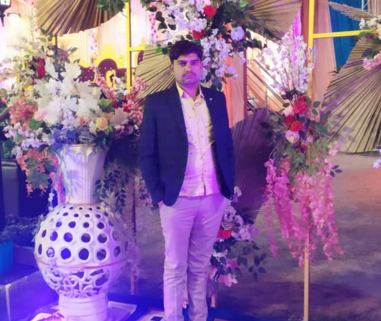 चक्रेश  अवस्थी