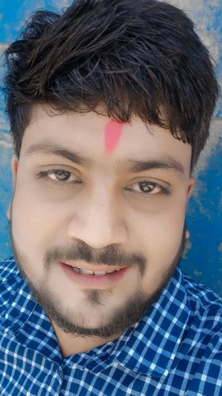 आकाश चतुर्वेदी