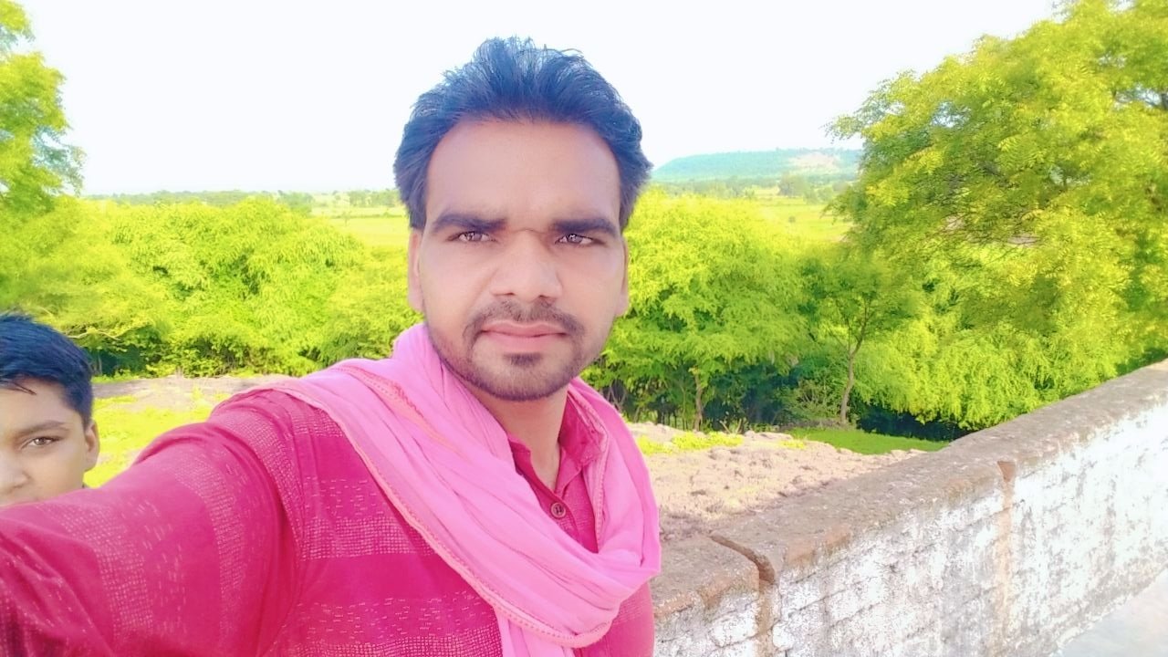 Narendra lodhi pichhore