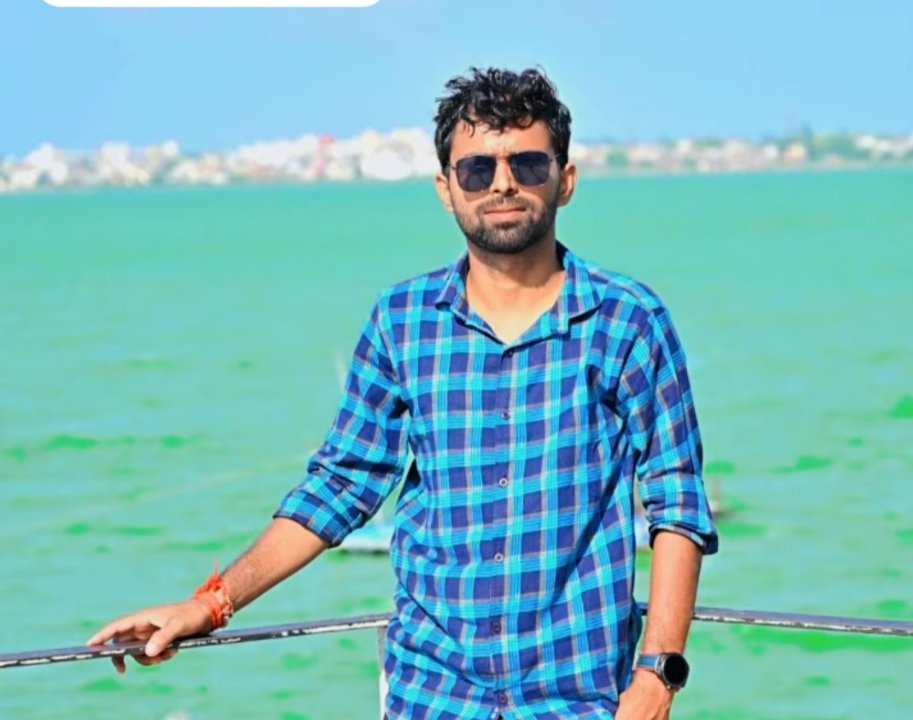 Journalist Rameshwar Tripathi