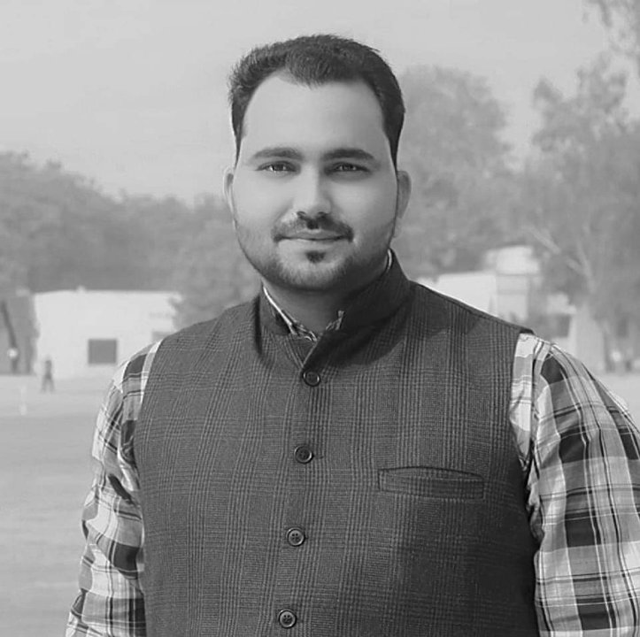 नरेश धाकरे