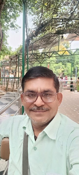 सुरेन्द्र पस्तोर