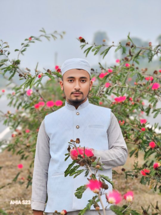 Faris Ahmed . সমাজৰ সমস্যা আৰু সমাজৰ প্ৰতিভা নগাঁও