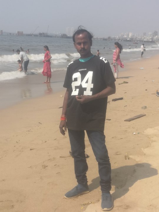 Men rajesh kumar gram bkhariya ka ka rahne walla hun thna lohta jilaa Varanasi 