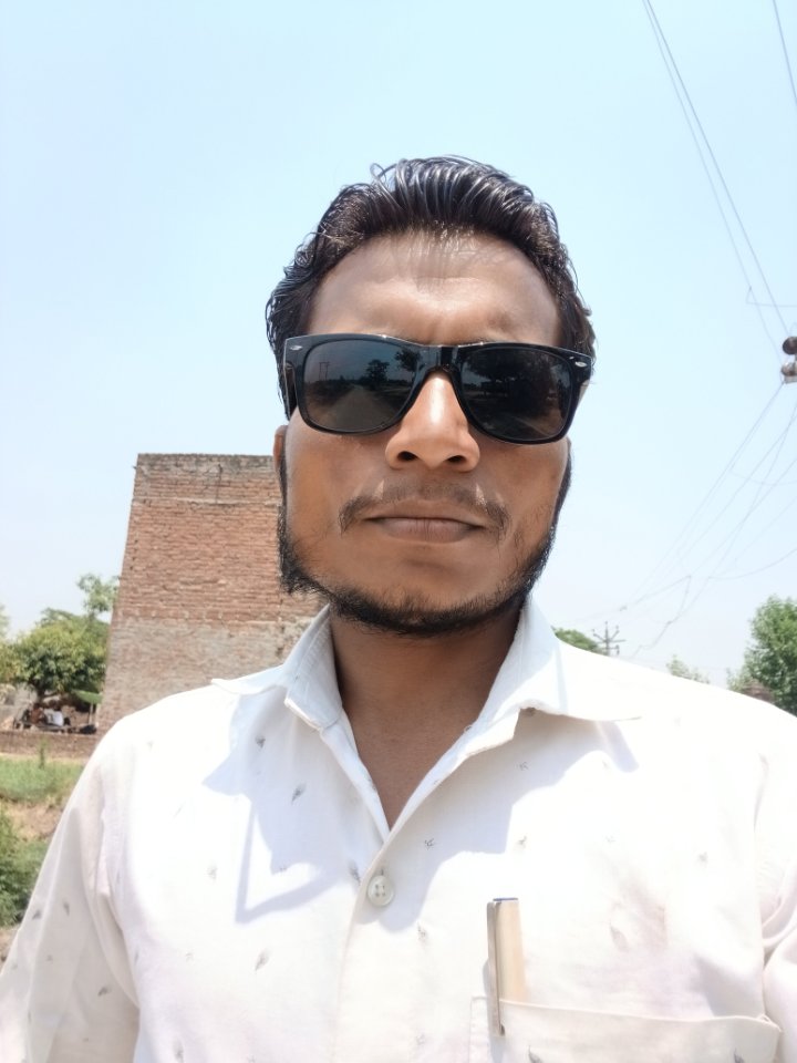 डॉ. विपिन कुमार यादव = ब्यूरो चीफ बरेली