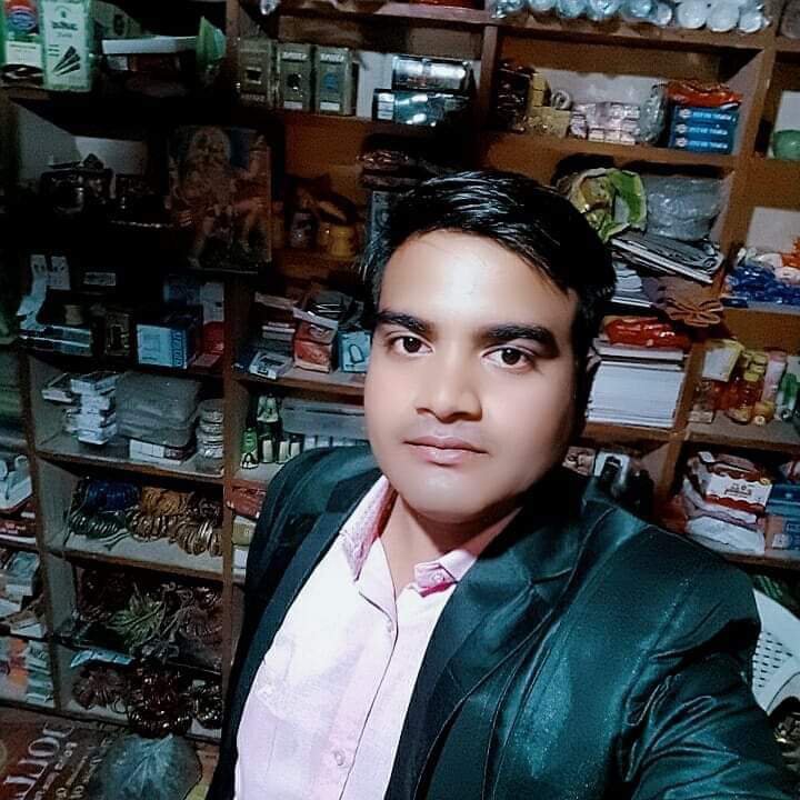 नीलेश साहू