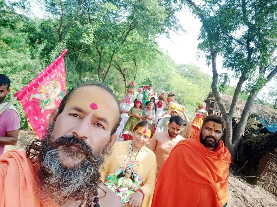 स्वामी दीपेशानन्द सरस्वती