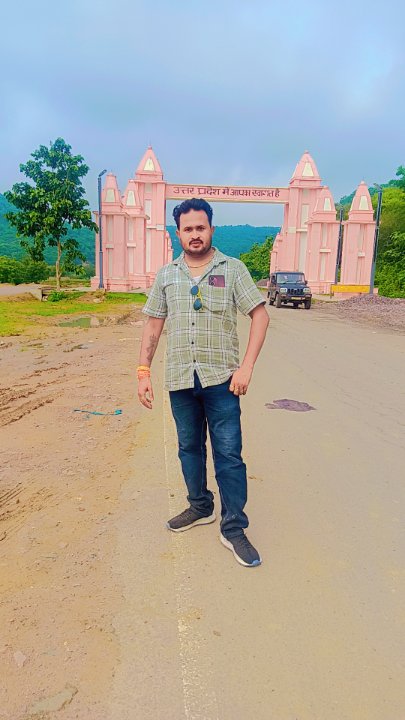 दिनेश सिंह कुशवाहा