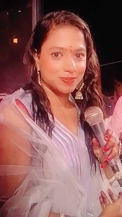 Aarti Chaubey 