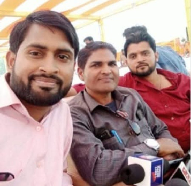 Team Rohit Panday Rs Sharma patrakar Spn Sharma