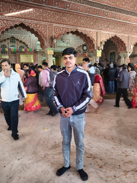 Jhalko india news Akash Yadav