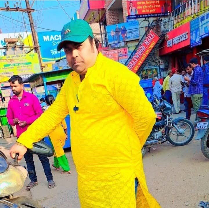Mukesh Kumar Journalist