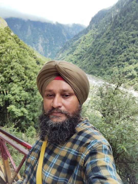 Ravinder Singh