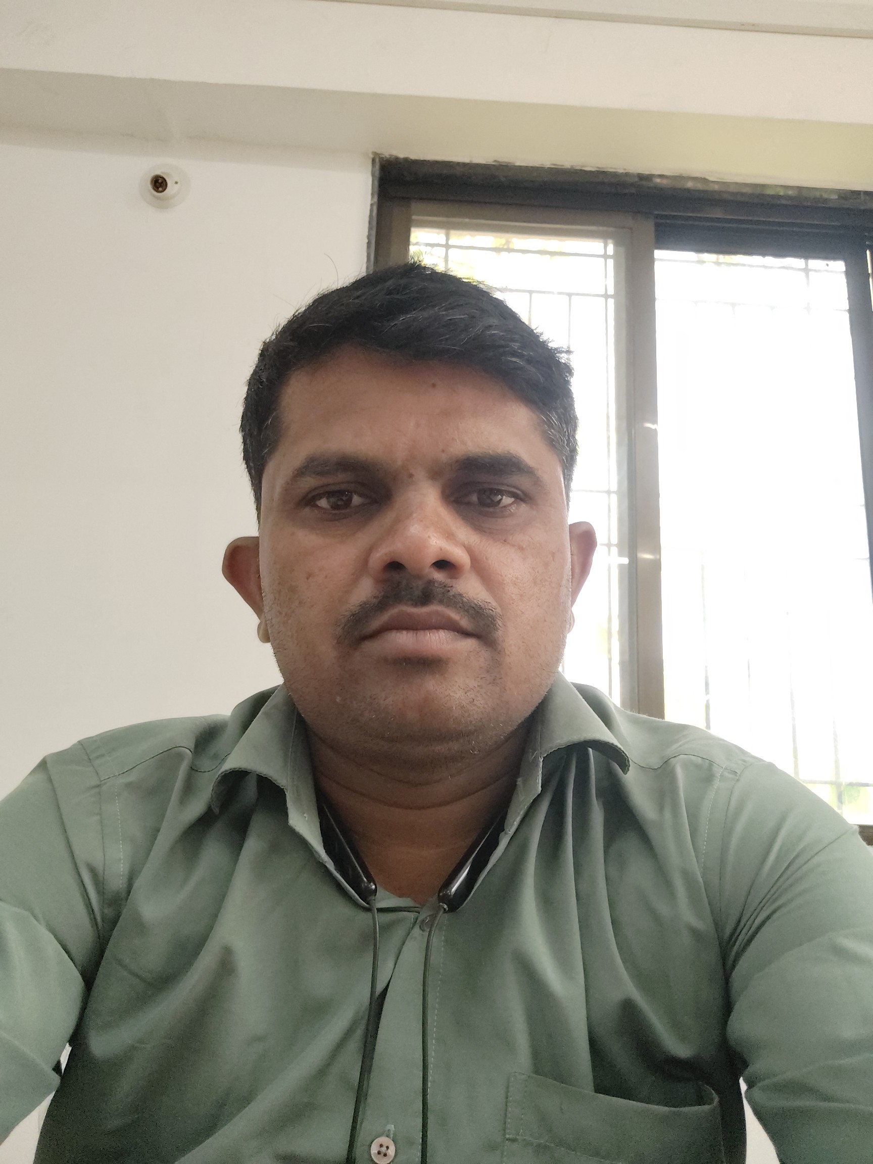 निलेश लक्ष्मण सोनवलकर