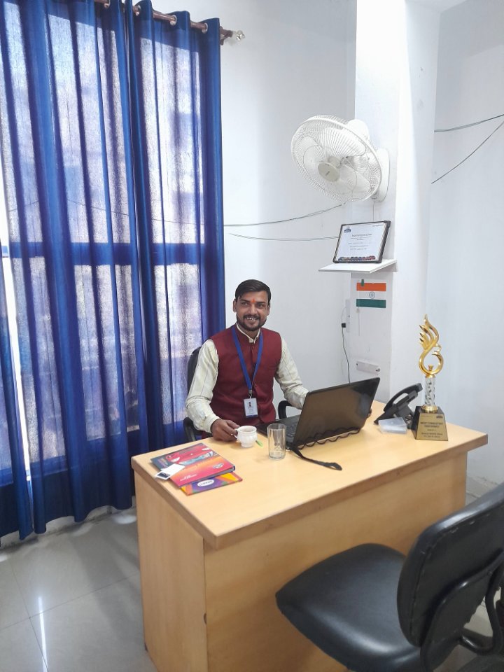 Deepak Pandey संवाददाता