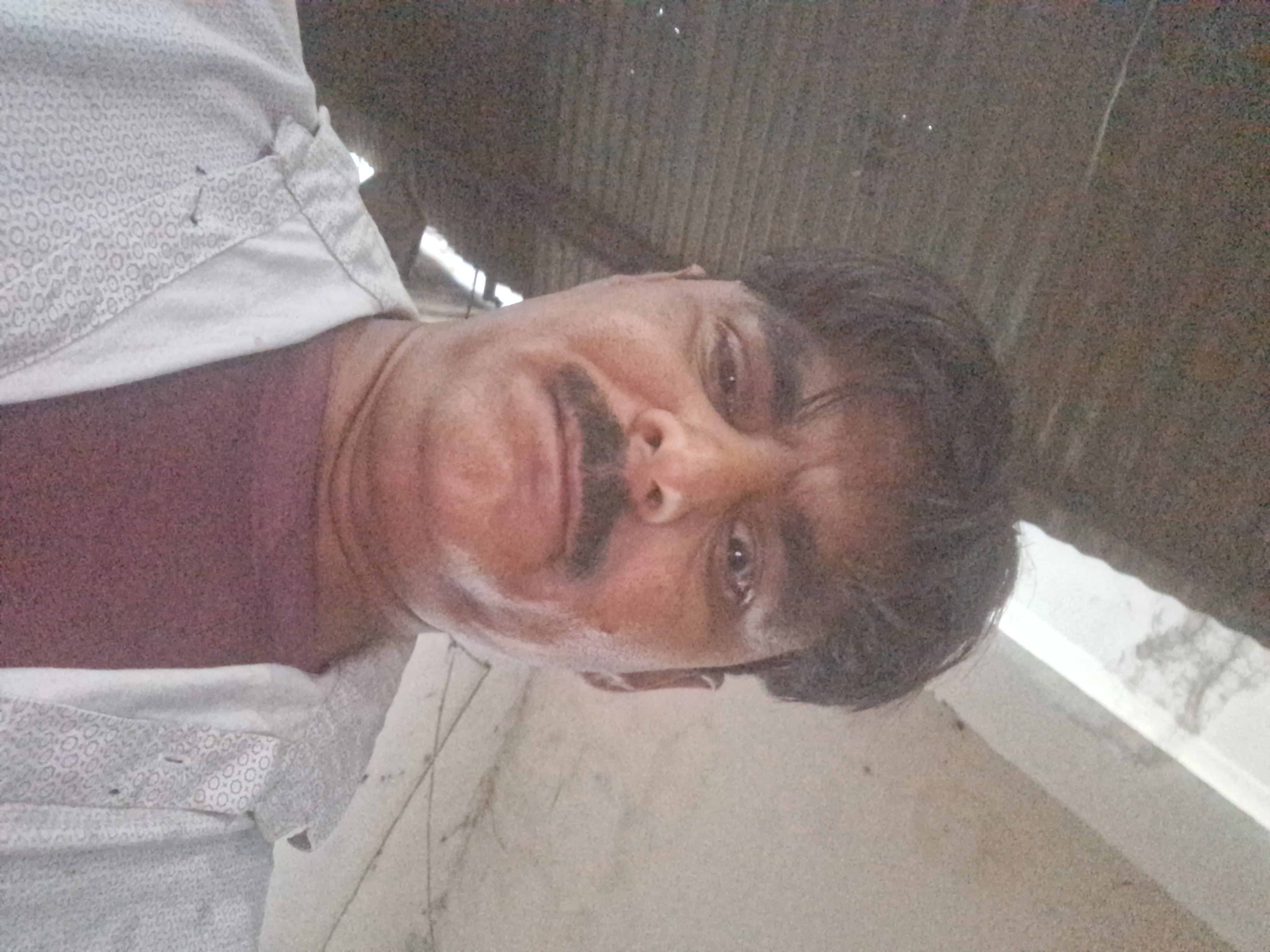 रियाज़ अहमद 