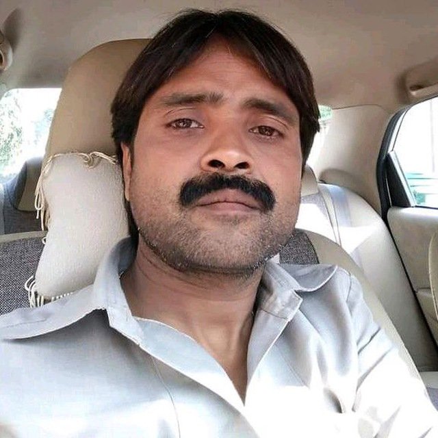 आदर्श कटियार