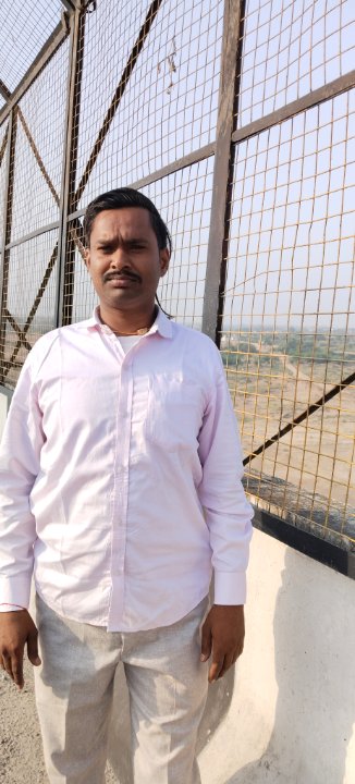 Avdhesh  Tomar patrakar THARA
