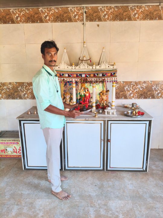 Santosh Soni