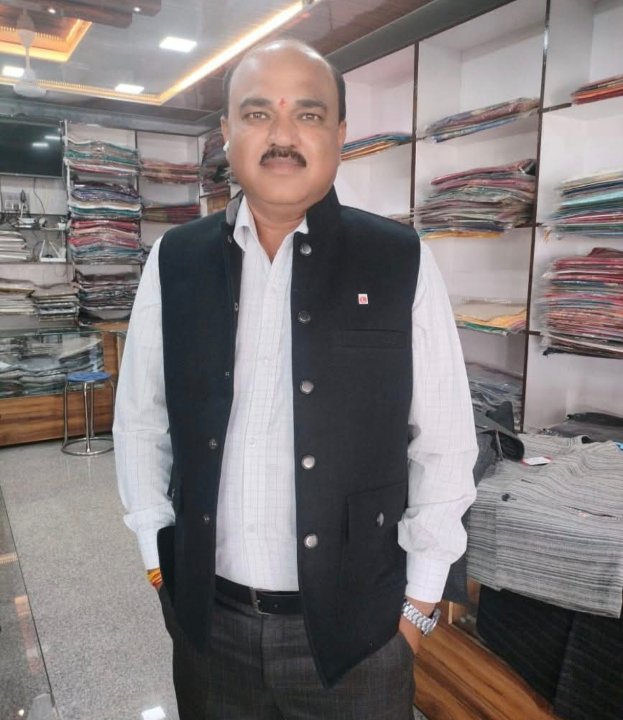 भूषण शर्मा 