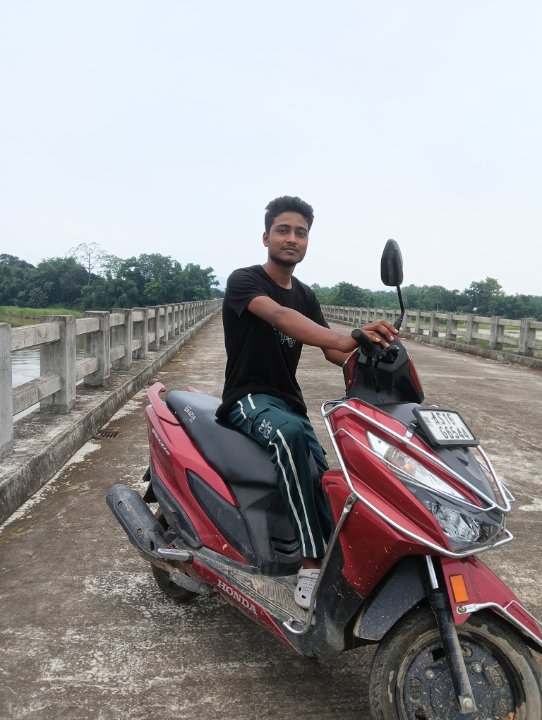 Tajinur Hoque