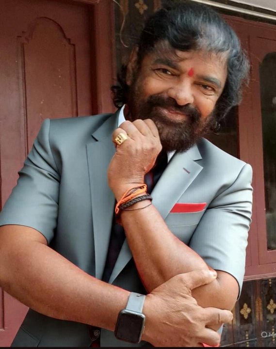ఆదిత్య బాబీ రిపోర్టర్