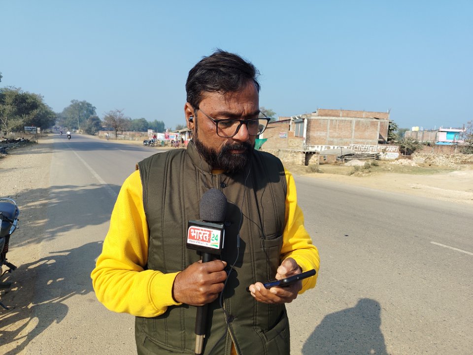 नावेद खान पत्रकार