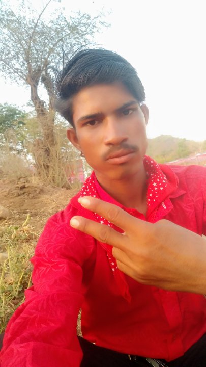 ડુંગાઈસા, વકતાભાઈ, રાજા ભાઈ