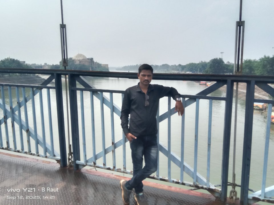 Bhushan Ishwar Raut