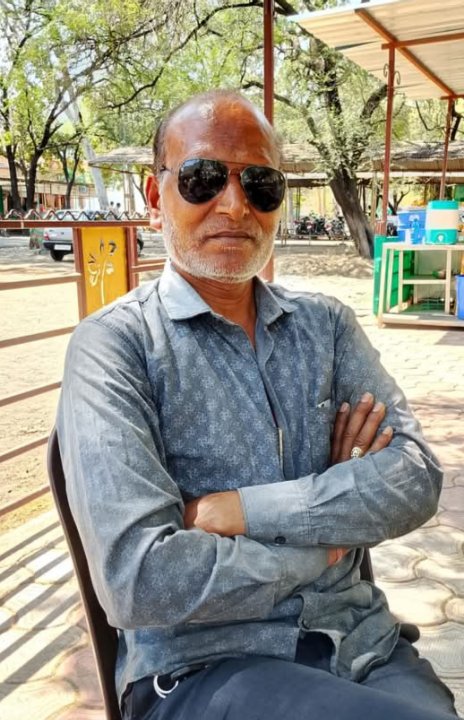 भुवनेश्वर कुशवाह संपादक