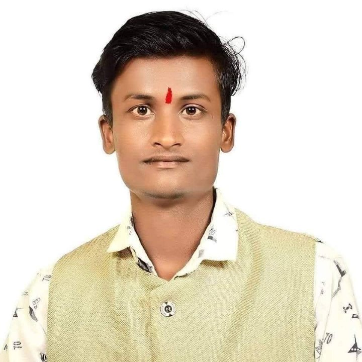 NP Ashish Dubey Journalist