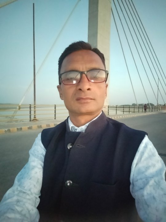 Md Javed दैनिक भास्कर पत्रकार।
