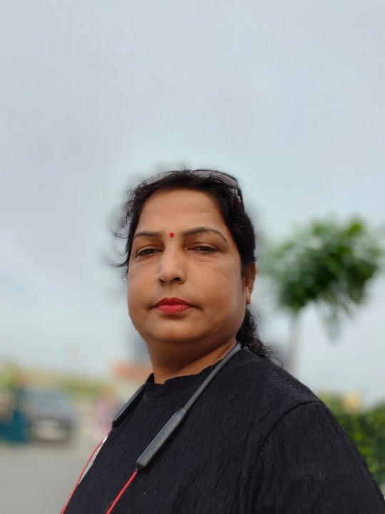 Rekha Patrakaar Govardhan