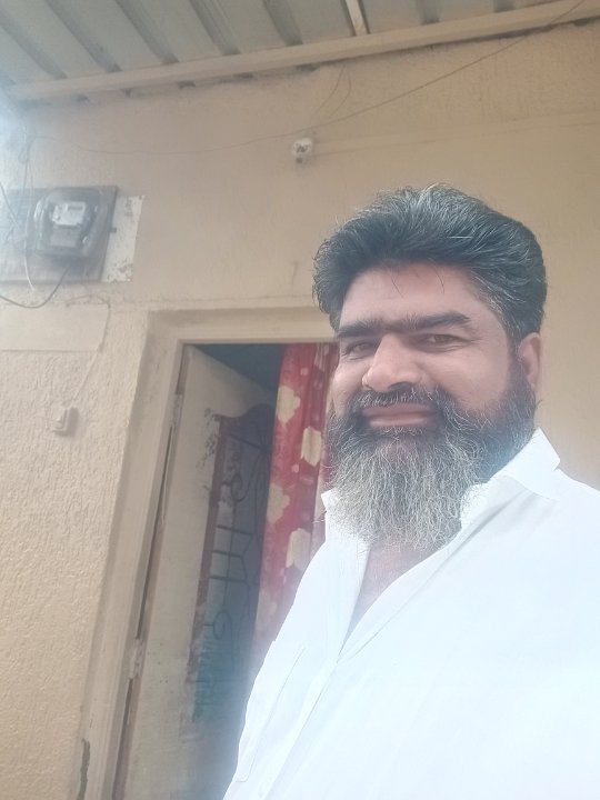 पत्रकार . शाबान शाह