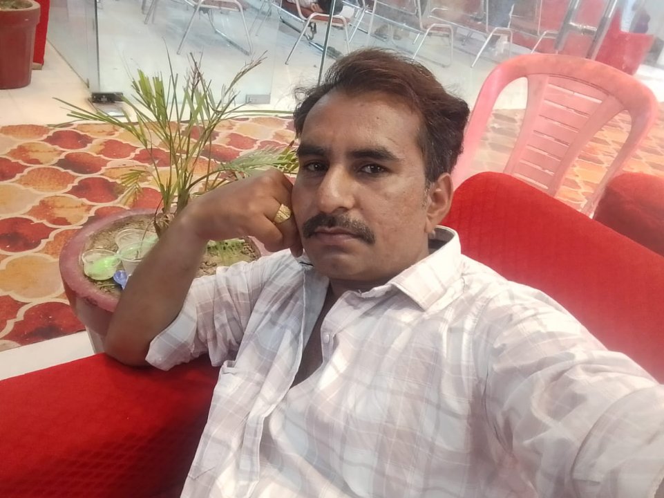 पदम कान्त शुक्ला