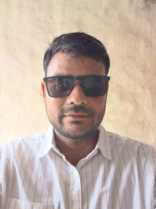 Balveer Tomar 