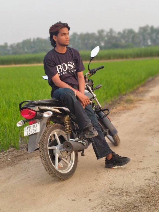 Raj Malhotra