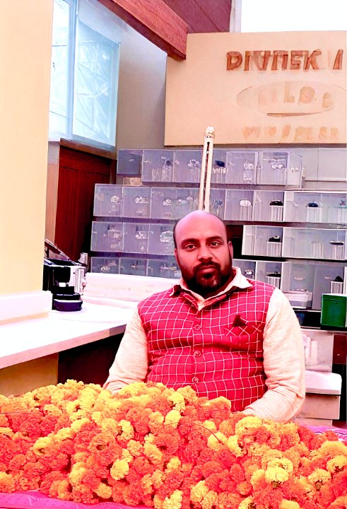 Prayag Tak