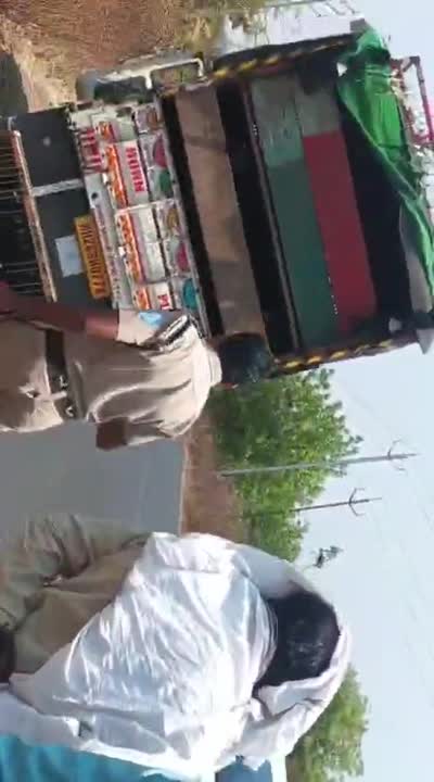 आजची ताजी बातमी - ShareChat